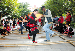 昆明获'亚洲最受欢迎旅游城市'称号 半年斩获11项殊荣