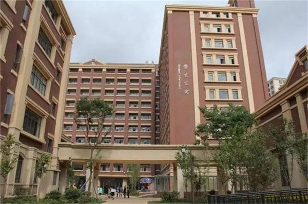 小升初报名在即 昆明部分“民校”公布招生计划 小升初报名在即 昆明部分“民校”公布招生计划