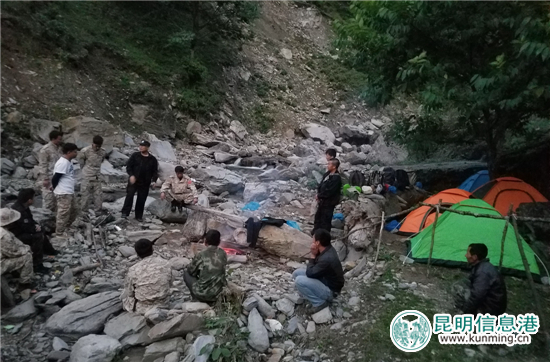 南涧“驴友”团意图翻越无量山 景东森林公安及时劝阻