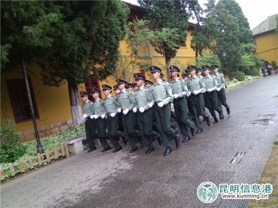 昆明宣传国际博物馆日 云南陆军讲武堂启动军事换岗操演 昆明宣传国际博物馆日 云南陆军讲武堂启动军事换岗操演
