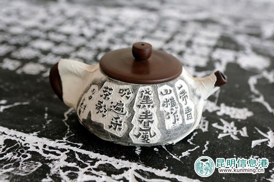 传拓技艺亮相云之传承滇池民族文化艺术节