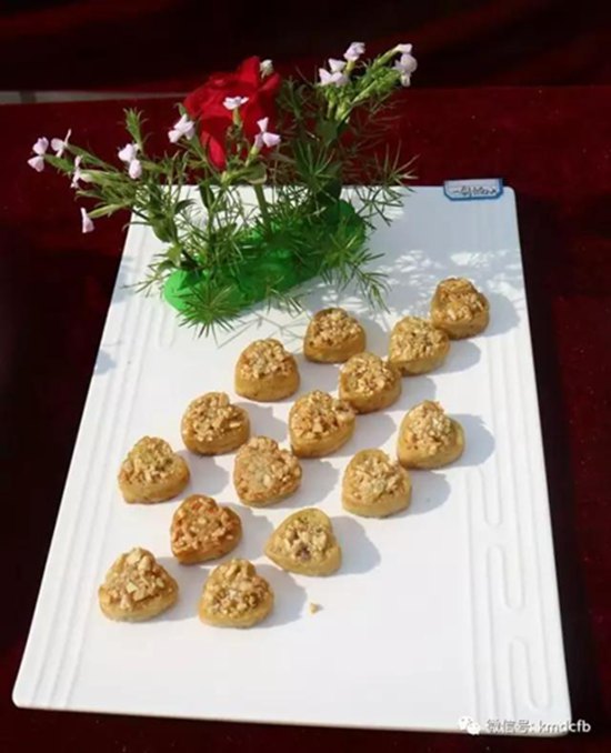 2017铜都开花洋芋节开幕 一个洋芋拍出5000元