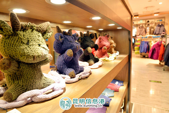 传统手艺赋予现代创意 拾翠打造人人能用的滇文化工艺品