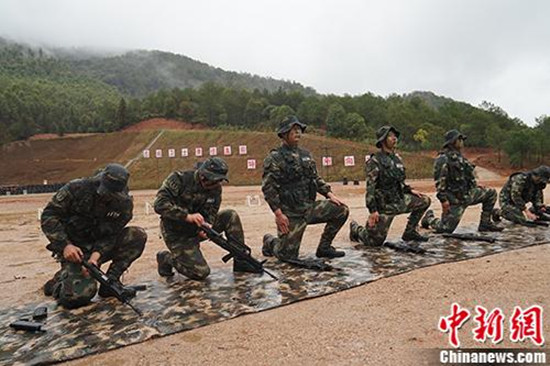 “90后”导弹兵:发射架下的梦想 “90后”导弹兵:发射架下的梦想