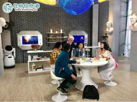 央视少儿频道《微星时代》看片会走进小学校园