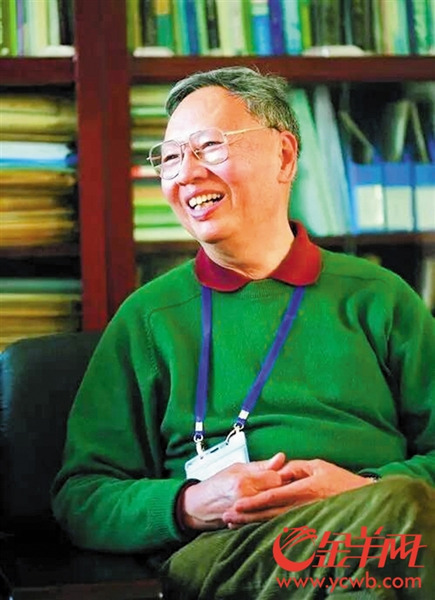 【中国梦·践行者】“布衣院士”为教育事业奉献所有 祖屋赠给家乡小学 【中国梦·践行者】“布衣院士”为教育事业奉献所有 祖屋赠给家乡小学