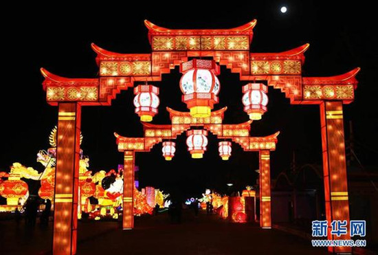 云南昆明:彩灯点亮迎佳节 云南昆明:彩灯点亮迎佳节