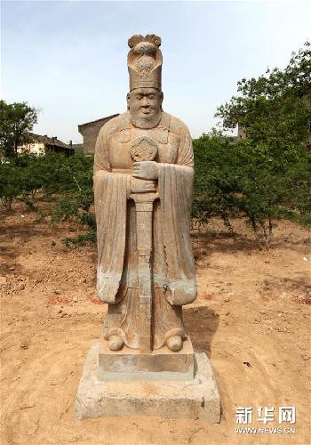 陕西发现现存最大唐代陵园建筑基址 陕西发现现存最大唐代陵园建筑基址