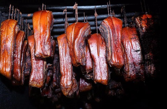 节食一年的我们就为了乡下这顿饭