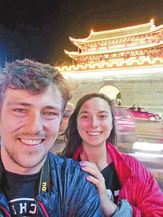 【外国朋友在云南】“云南年”里的精彩故事