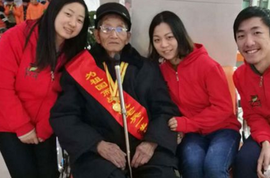 云南新闻人物|8130票!云南老兵关怀项目办暂时高票领先 云南新闻人物|8130票!云南老兵关怀项目办暂时高票领先