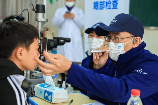 61caaee5e4b0bd690dccff74