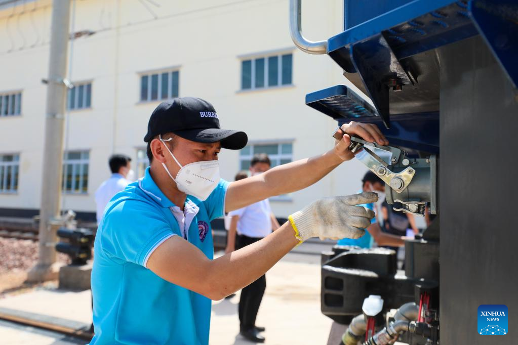 c235bd93dada4401971eb712b5ee9595 c235bd93dada4401971eb712b5ee9595