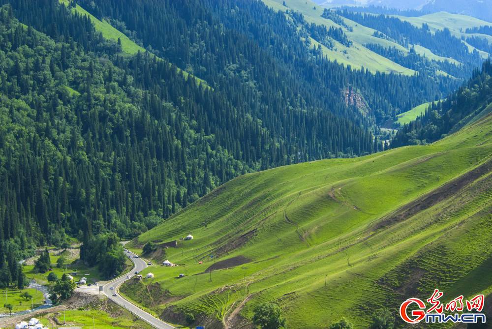 Xinjiang: What a fairyland! Xinjiang: What a fairyland!