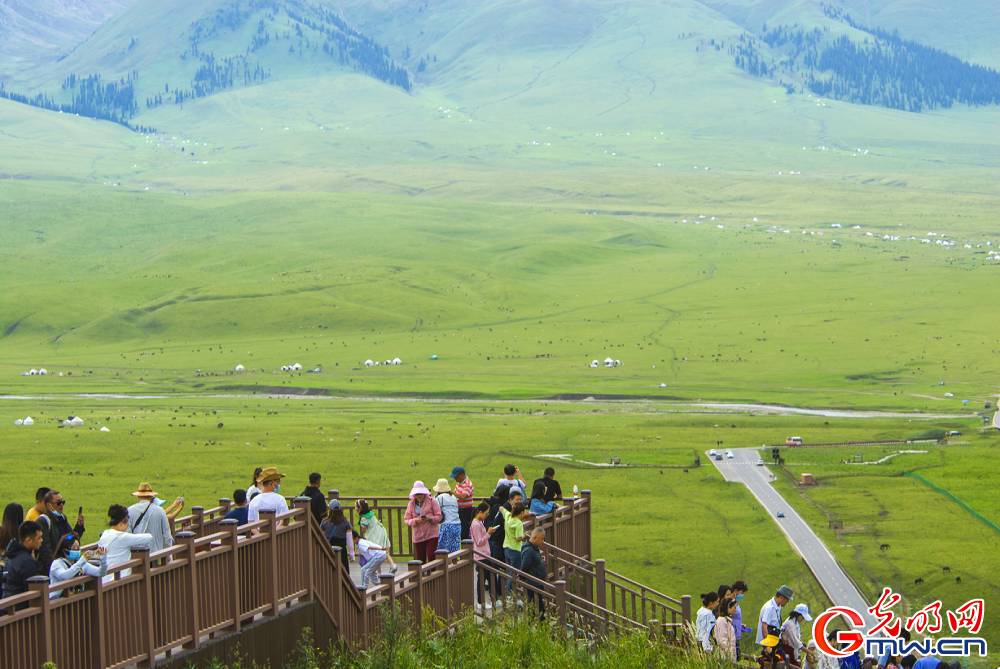 Xinjiang: What a fairyland! Xinjiang: What a fairyland!