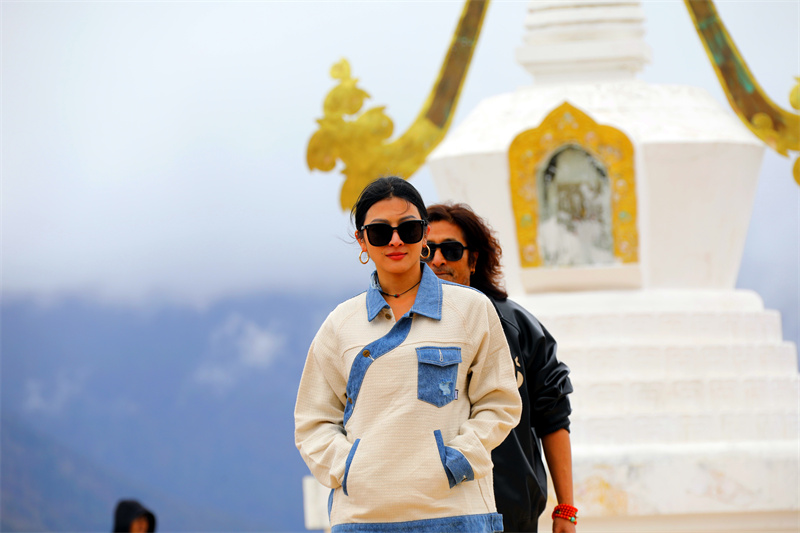 1392012_2048x2048 1392012_2048x2048