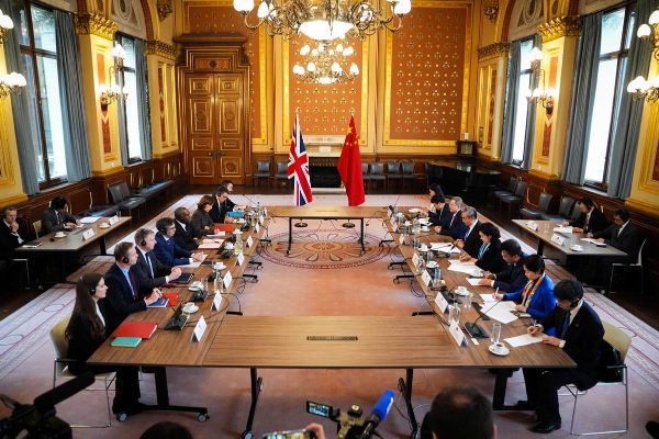 67ae6b66a310c240e240a034