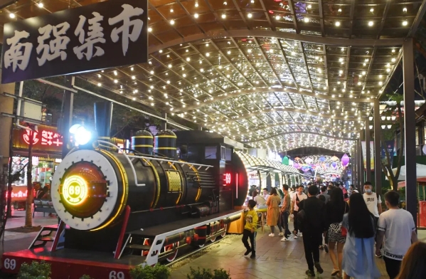 YHY_3285.JPG YHY_3285.JPG