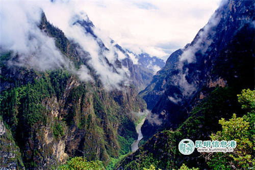 香格里拉大峡谷
