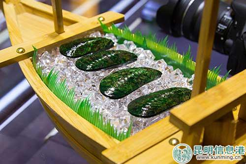 今年将亮相石博会的“满汉全席”作品之一1