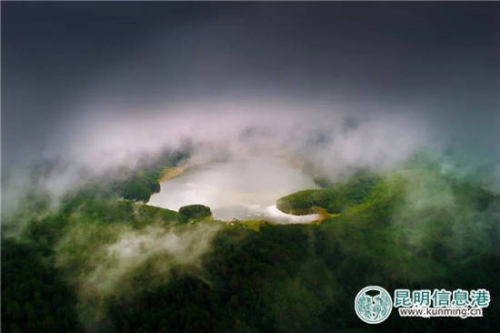 张本聪:醉美天池 张本聪:醉美天池