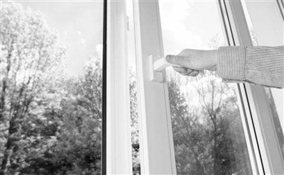 res11_attpic_brief res11_attpic_brief