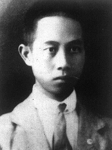 陈为人：用生命守卫中央文库的安全