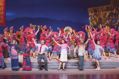 八桂大地兴文化 甲子辉煌展形象