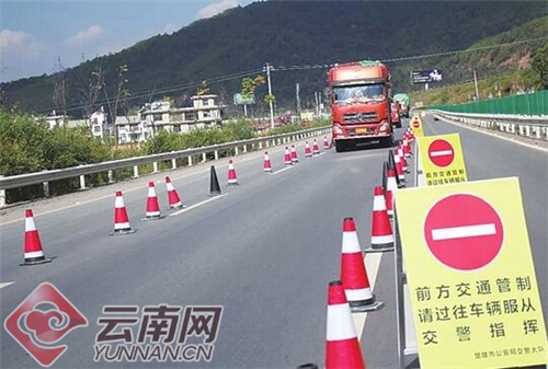 00300213167_03e2c7e9 00300213167_03e2c7e9