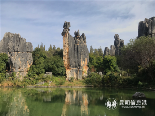 石林景区内景观“阿诗玛”。记者俞逍 摄
