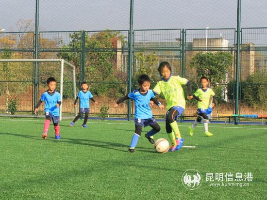 2、激烈拼抢 2、激烈拼抢