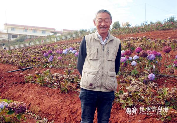 昆明南国山花园艺科技有限公司董事长杨玉勇