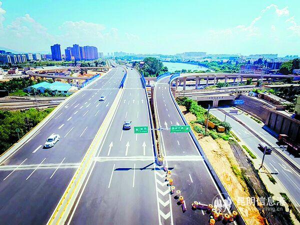 已通车的呈黄路（南段）。 经开区管委会供图