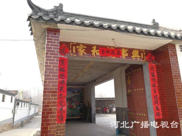 1_e4b178b3be4b4c13a532ae7c02a16036