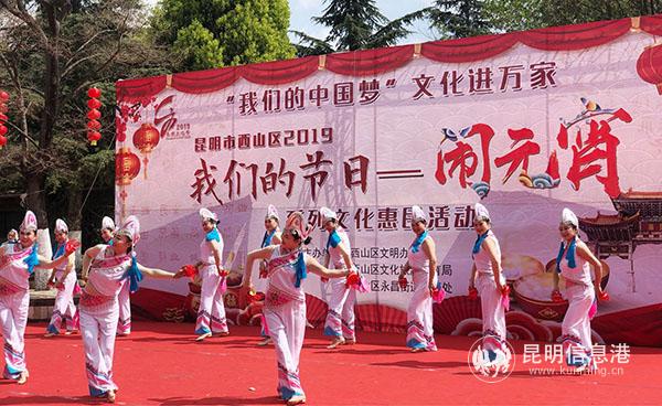 文艺演出现场。