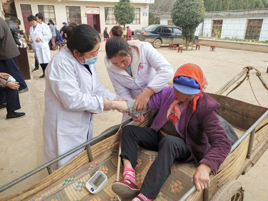 00300418529_e5f38c02