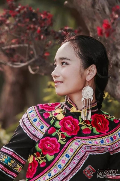 00300431970_d4f5fc0e 00300431970_d4f5fc0e