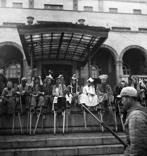 纪念周海婴诞辰九十周年摄影艺术展在京开幕 9