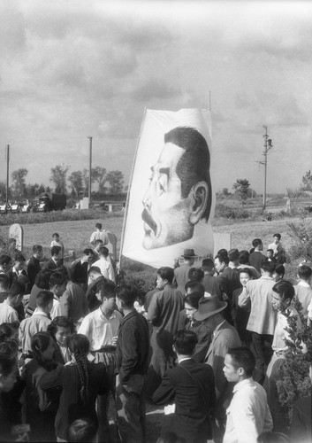 纪念周海婴诞辰九十周年摄影艺术展在京开幕 11