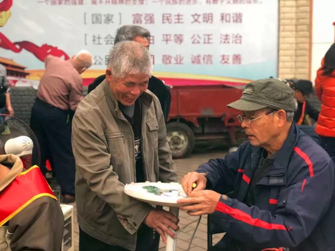 点击进入下一页