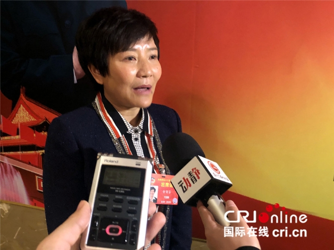 图片默认标题_fororder_全国政协委员、贵州省盘州淤泥乡岩博村的党支部书记余留芬 摄影:孙清