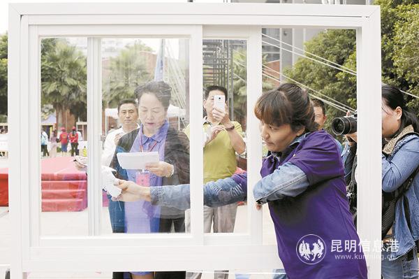 云南将重点发展家政服务、观光休闲等现代服务业。资料图