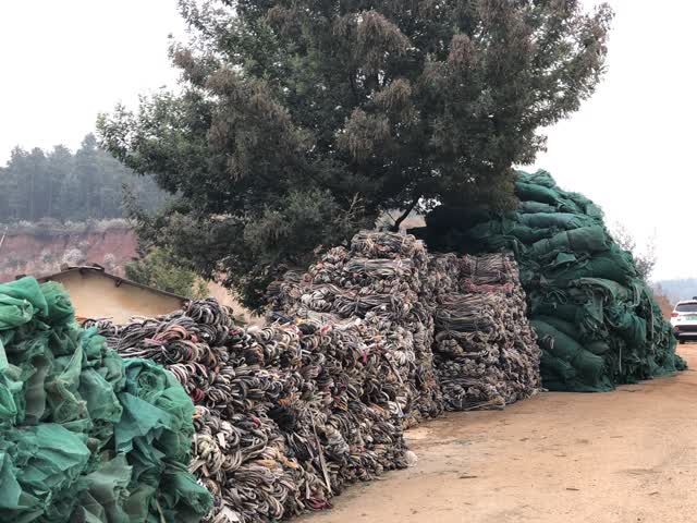 普吉街道“哨响”一声 辖区内12家违法排污作坊成功关停 (2)