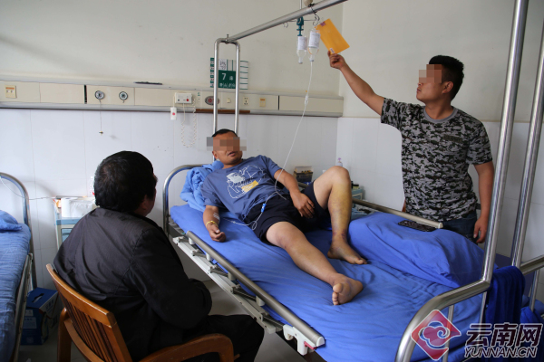 00300584384_8179fad9