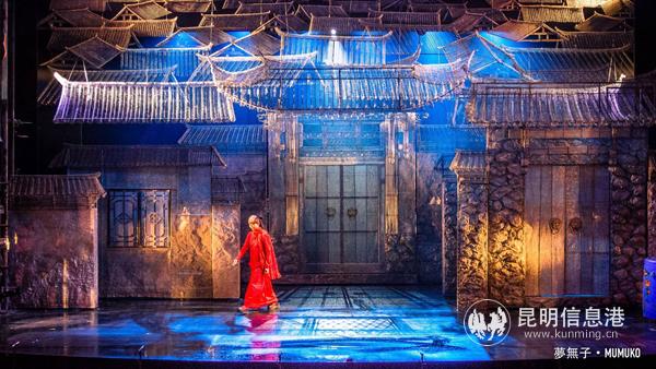 梦无子拍摄的杨丽萍