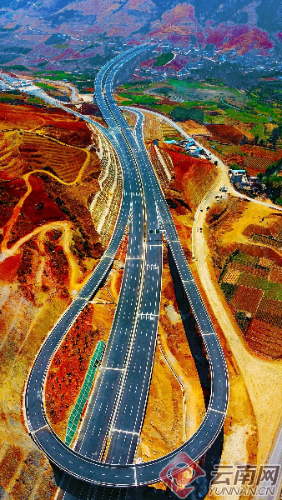 00300620208_b4cc78b9