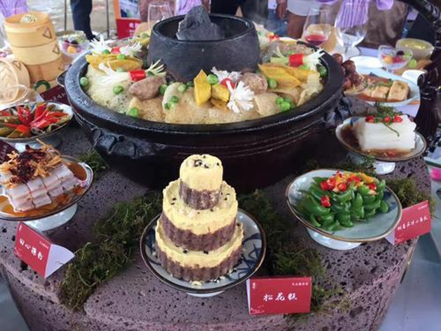 第五届云南名特小吃节6月7日在保山举办，邀你一起来“逛吃逛吃”！