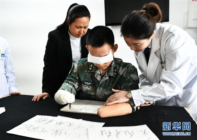 1124514981_15582668928741n