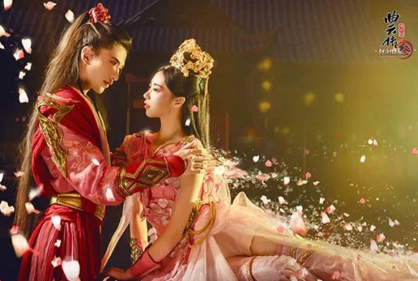 00300684156_2489aead