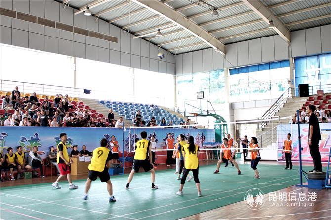 比赛现场。记者薛江涛摄